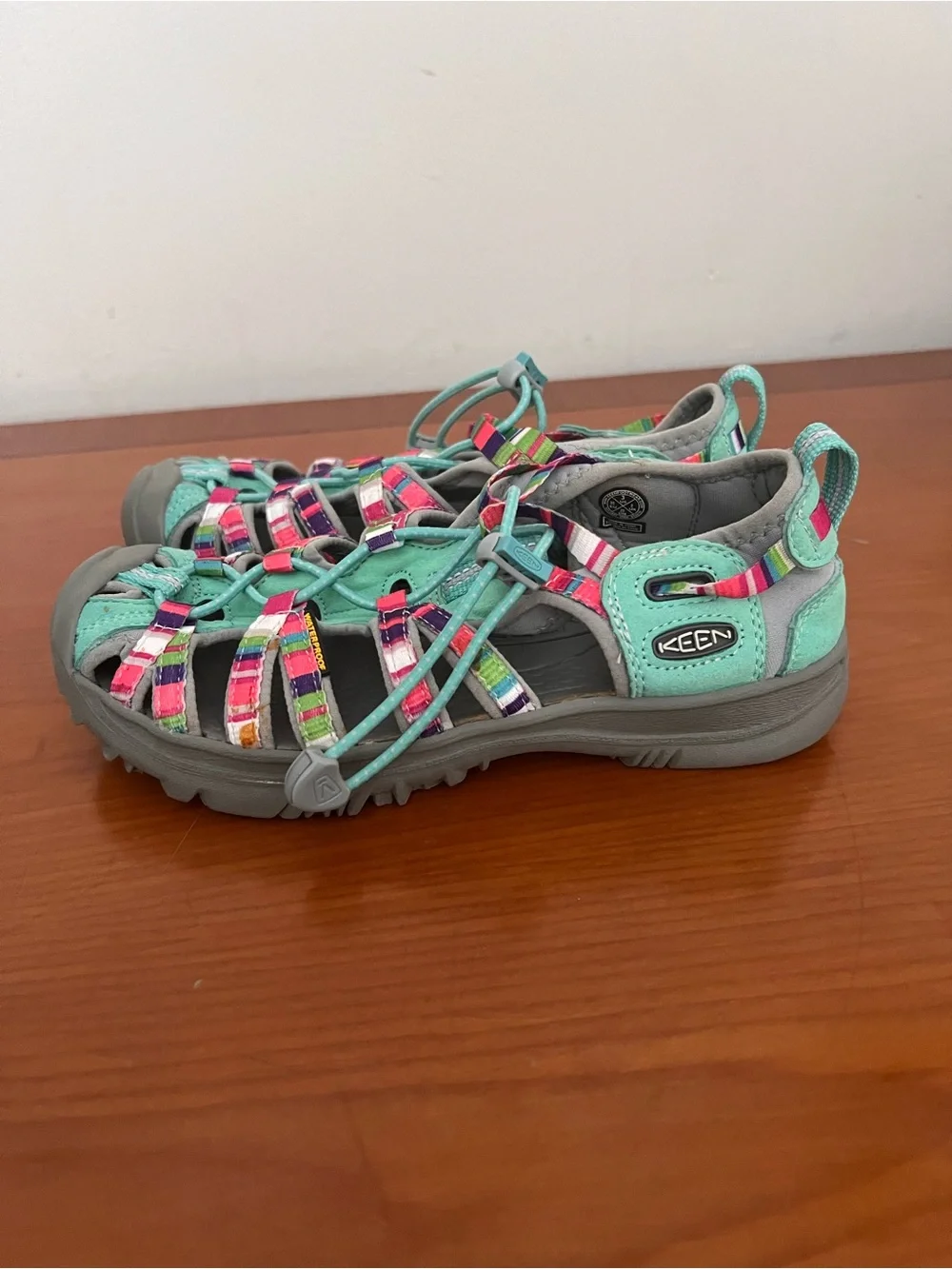 Keen Whisper Raya Fusion Waterproof Sport Sandals Girls Size 3
